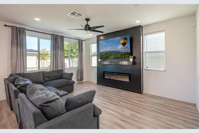  39297 Kindler Ln, Temecula, CA 92591 - Photo 7