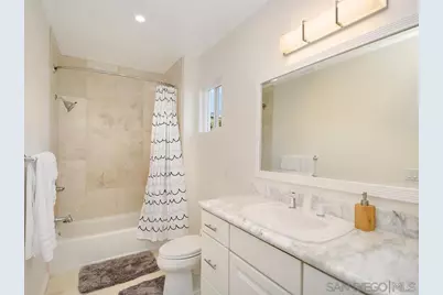  918 Sandpiper Pl, La Jolla, CA 92037 - Photo 33
