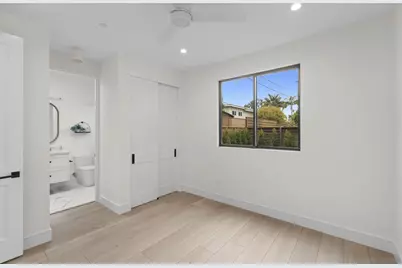  541 Gravilla St, La Jolla, CA 92037 - Photo 33