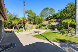 2114 Willowbrook, Escondido, CA 92029 - Photo 41