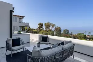 7784 Lookout Dr, La Jolla, CA 92037 - Photo 21