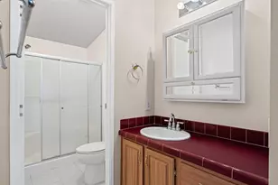 6460 Convoy Ct, San Diego, CA 92117 - Photo 19