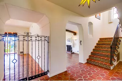  2854 Albatross Street, San Diego, CA 92103 - Photo 1