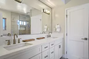 1122 Oliver Ave, San Diego, CA 92109 - Photo 27