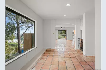  3038 Udall St, San Diego, CA 92106 - Photo 11