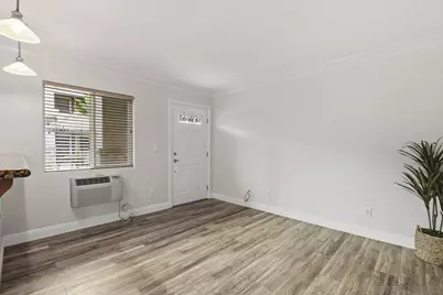  800 N Mollison #19, El Cajon, CA 92021 - Photo 5