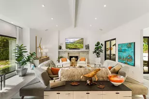 6887 Avenida Andorra, La Jolla, CA 92037 - Photo 7