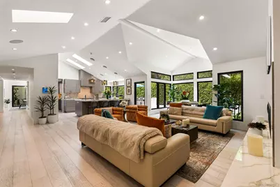  6887 Avenida Andorra, La Jolla, CA 92037 - Photo 27