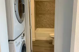 4041 Oakcrest Dr, San Diego, CA 92105 - Photo 13