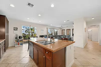  10562 Aspen Gln, Escondido, CA 92026 - Photo 5