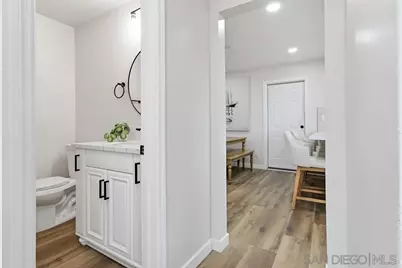  2604 Magnolia Ave, San Diego, CA 92109 - Photo 23