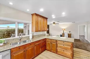 7317 Santa Barbara St, Carlsbad, CA 92011 - Photo 13