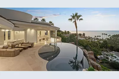  7455 Hillside Dr, La Jolla, CA 92037 - Photo 1