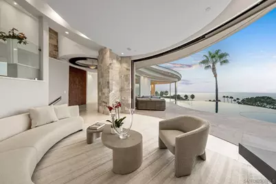  7455 Hillside Dr, La Jolla, CA 92037 - Photo 7