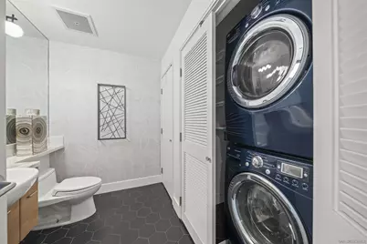  575 6th Ave #804, San Diego, CA 92101 - Photo 17