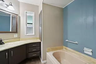 1215 Anchors Way Dr, Ventura, CA 93001 - Photo 15