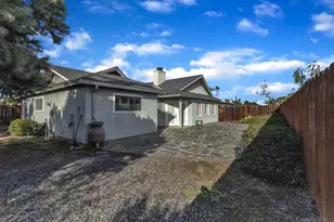 6907 Bettyhill Dr, San Diego, CA 92117 - Photo 35