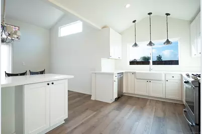  1533 Roma Dr, Vista, CA 92081 - Photo 3