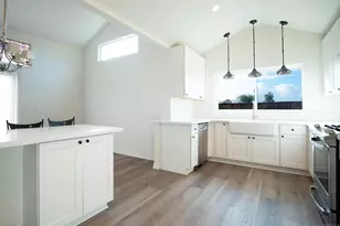 1533 Roma Dr, Vista, CA 92081 - Photo 3