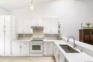 17909 Avenida Alozdra, San Diego, CA 92128 - Photo 11