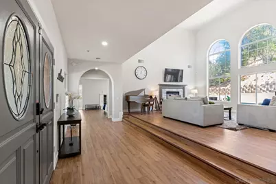  1696 Gil Way, Vista, CA 92084 - Photo 5