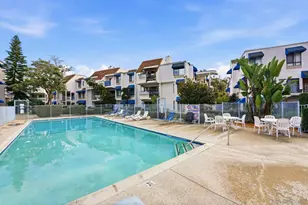 8310 Regents Rd, San Diego, CA 92122 - Photo 17