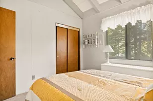 26582 Lake Forest Dr, Twin Peaks, CA 92391 - Photo 17