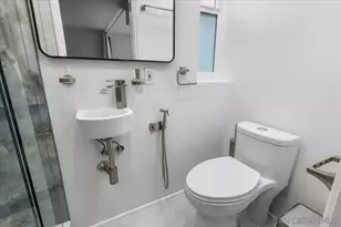 710 Verona Ct, San Diego, CA 92109 - Photo 31