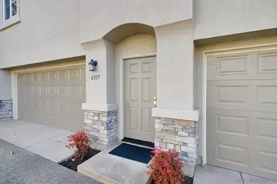  6377 Alexandri Cir, Carlsbad, CA 92011 - Photo 3