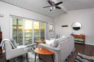 1476-80 Pescadero Dr, San Diego, CA 92107 - Photo 21