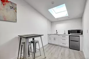 3546 Multiview Dr, Los Angeles, CA 90068 - Photo 11