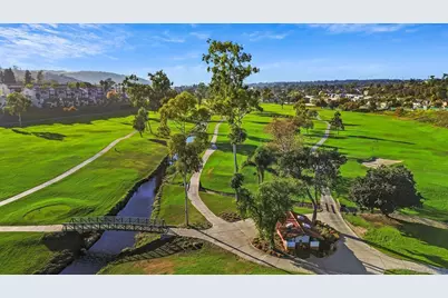  2552 Navarra Dr #A, Carlsbad, CA 92009 - Photo 35