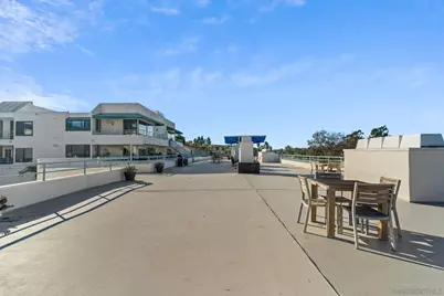  2552 Navarra Dr #A, Carlsbad, CA 92009 - Photo 27