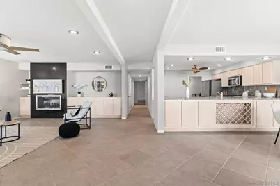  2552 Navarra Dr #A, Carlsbad, CA 92009 - Photo 13