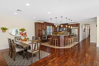  633 Del Mar Ave., Chula Vista, CA 91910 - Photo 5