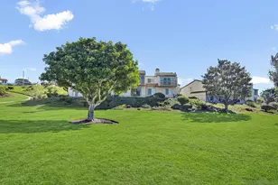 901 Caminito Estrada, Carlsbad, CA 92011 - Photo 15