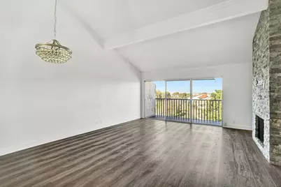  901 Caminito Estrada #C, Carlsbad, CA 92011 - Photo 3