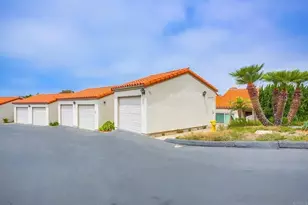 901 Caminito Estrada, Carlsbad, CA 92011 - Photo 13