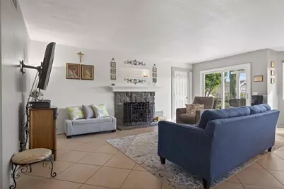  800 Calle Higuera, Camarillo, CA 93010 - Photo 17