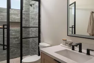 3616 Buena Vista St, San Diego, CA 92109 - Photo 47