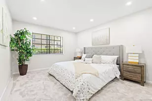 8870 Villa La Jolla Dr, La Jolla, CA 92037 - Photo 9