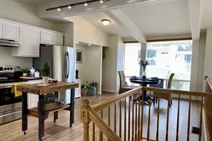 2333 Caringa Way, Carlsbad, CA 92009 - Photo 1