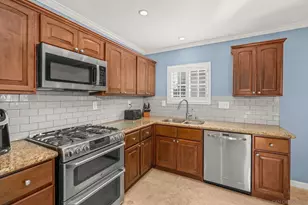 1733 Hornblend St, San Diego, CA 92109 - Photo 13