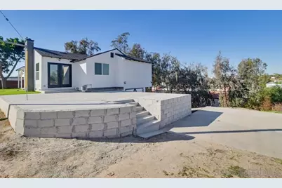  2537 E 13th St, National City, CA 91950 - Photo 5