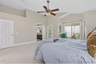  29610 Gracilior Dr, Escondido, CA 92026 - Photo 15