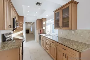 10460 La Vita Ct, San Diego, CA 92131 - Photo 13