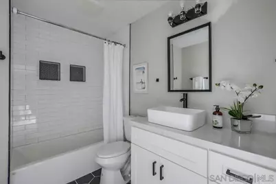  5548 Riley St, San Diego, CA 92110 - Photo 9