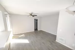 1385 Caminito Gabaldon, San Diego, CA 92108 - Photo 5