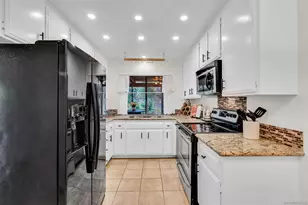 2015 Daren Glen, Escondido, CA 92026 - Photo 21