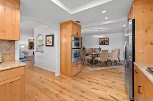 2047 Caminito Circulo Norte, La Jolla, CA 92037 - Photo 23